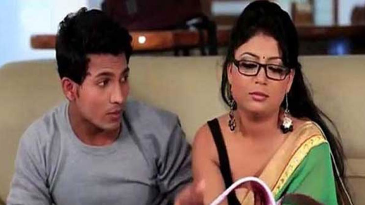 সঙ্গীর সঙ্গে বিছানায় যাওয়ার আগে এই প্রশ্নগুলো অবশ্যই করুন
