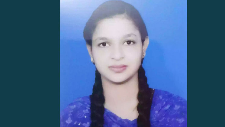 এবার প্রথম হয়েও পুলিশে চাকরি হলো না মীমের