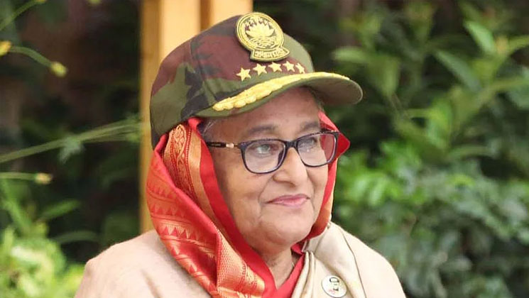 দেশের সুনাম অক্ষুণ্ন রাখতে নবীন কর্মকর্তাদের প্রধানমন্ত্রীর নির্দেশ