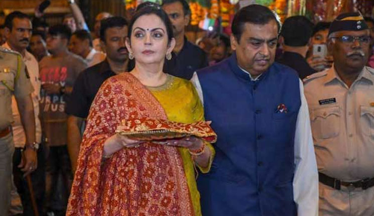 মুকেশ যে শর্তে নীতা আম্বানিকে বিয়ে করেছিলেন !