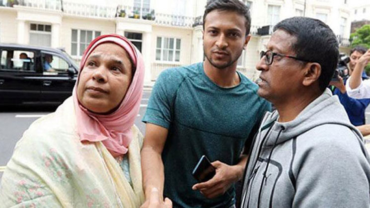 এবার ব্যাংকের মালিকানায় যুক্ত হচ্ছেন সাকিব ও তার মা