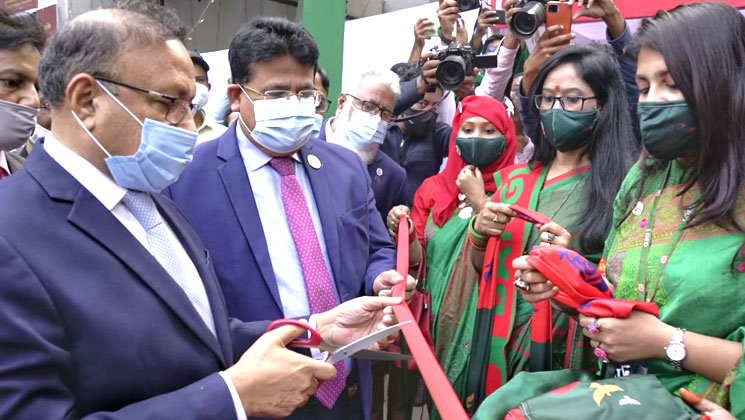 বঙ্গবন্ধু বাঙালির অধিকার আদায়ে আপোষ করেননি: স্থানীয় সরকার মন্ত্রী