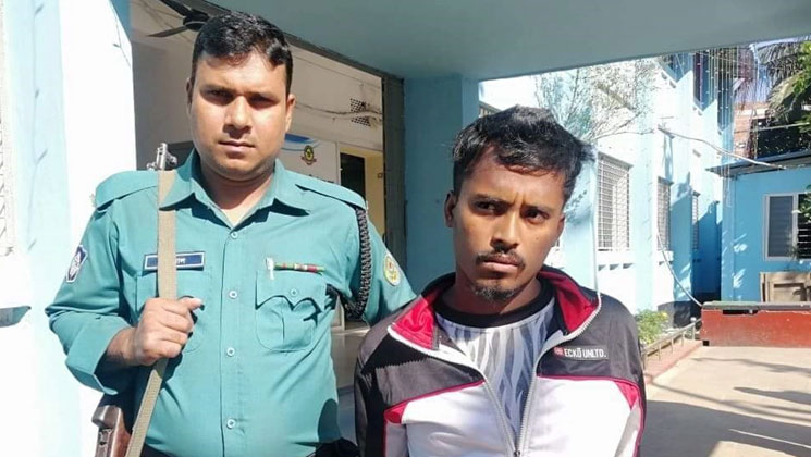 মায়ের বকুনির প্রতিশোধ নিতে মেয়েকে ধর্ষণ