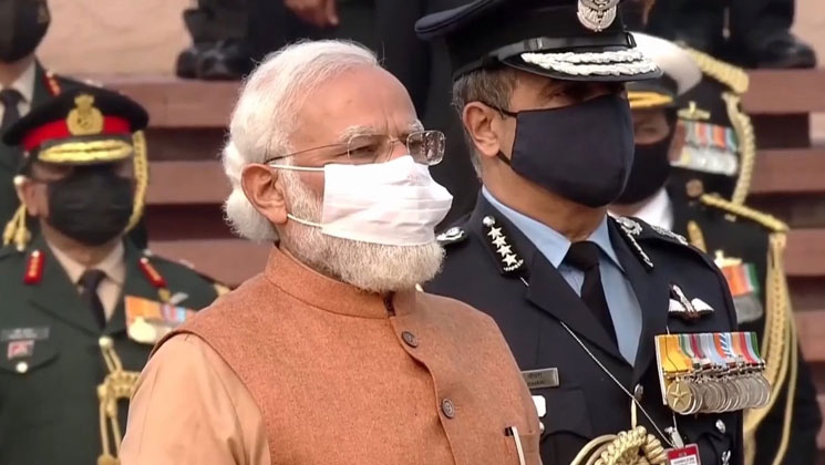 বাংলাদেশের বিজয় দিবসে দিল্লির জাতীয় স্মৃতিসৌধে নরেন্দ্র মোদির শ্রদ্ধা