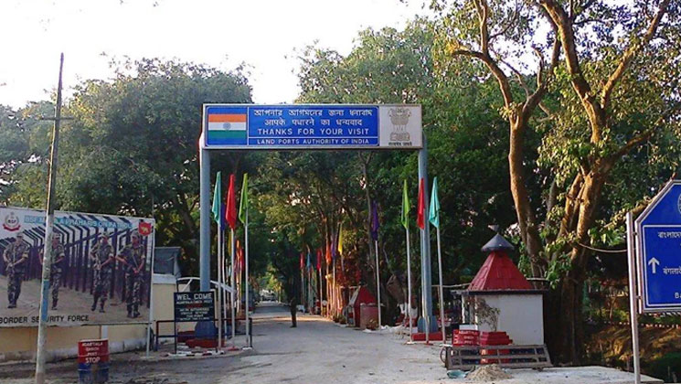 বাংলাদেশিদের ভারতে প্রবেশে নতুন বিধিনিষেধ