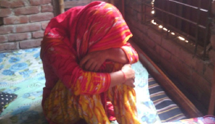 প্রবাসীর গর্ভবতী স্ত্রী রাতভর সর্বনাশের শিকার