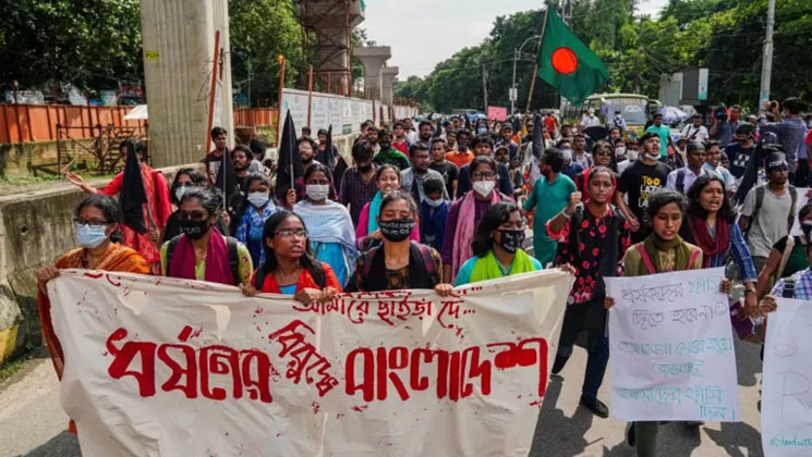 যে সব কারণে ধর্ষণের শিকার নারীরা বিচার পান না