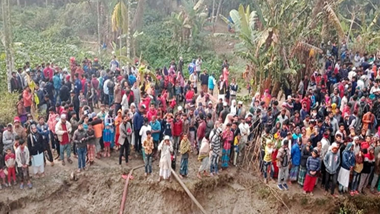 ঝালকাঠিতে লঞ্চে আগুন, ৩০ জনের মৃতদেহ উদ্ধার