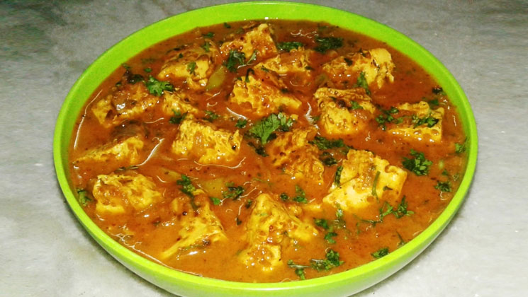 ভাপা ডিমের কারি তৈরির রেসিপি