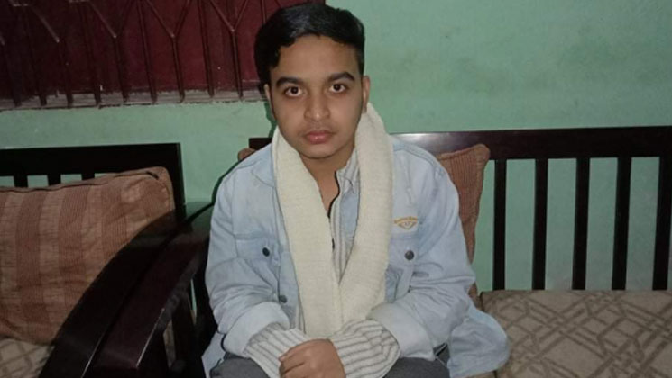‘সাব্বির, আর মনে হয় বাঁচতে পারবিনা, কারো সঙ্গে কথা বলার থাকলে কল কর এখনিই’