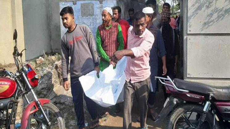 একসঙ্গে ৫ বন্ধুর মদপান, তিনজনের মৃত্যু