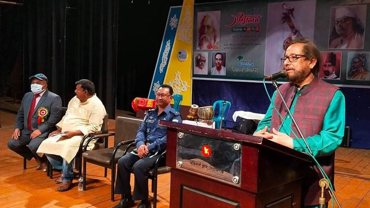 সিরাজগঞ্জে ২ দিনব্যাপী  সাহিত্য সম্মেলনের উদ্বোধন 
