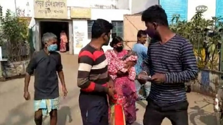 প্রতিবেশীর ধান খেলো ছাগলে, হাসপাতালে ৬ মাসের শিশু