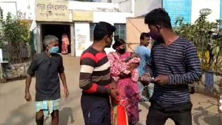 প্রতিবেশীর ধান খেলো ছাগলে, হাসপাতালে ৬ মাসের শিশু