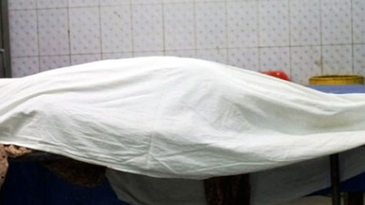 দোলনার দড়িতে গলায় ফাঁস লেগে শিশুর মৃত্যু