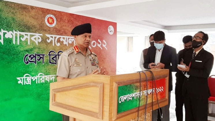 ‘লক্ষ্যে পৌঁছাতে সামরিক-অসামরিক প্রশাসনকে একসঙ্গে কাজ করতে হবে’                                                                           