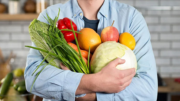 কোভিড থেকে সেরে উঠতে যা খাবেন