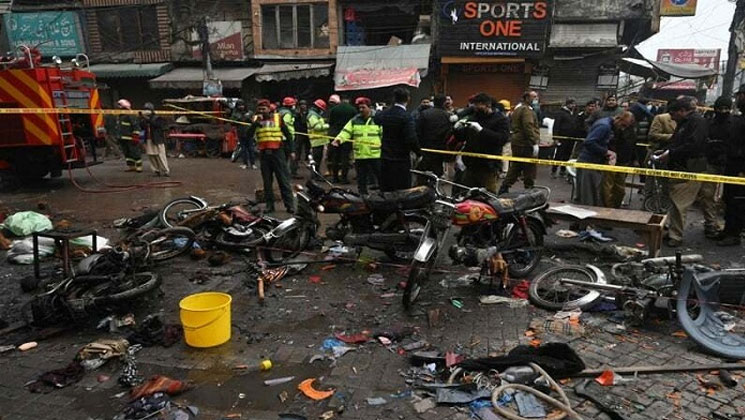 লাহোরে বোমা বিস্ফোরণে নিহত ৩, আহত ২৮