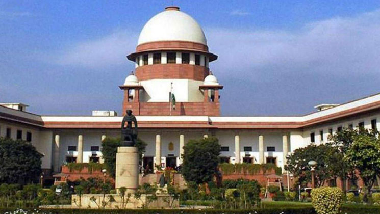 বাবার সম্পত্তিতে পুরো অধিকার হিন্দু মেয়েদের, ভারতের সুপ্রিম কোর্ট