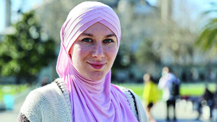 নওমুসলিম নারীর প্রথম মদিনা সফরের অভিজ্ঞতা