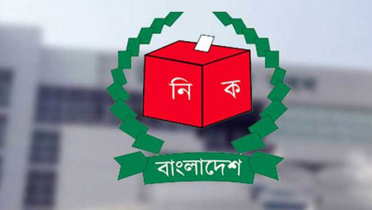 করোনার  ঊর্ধ্বগতির মধ্যেও ভোট করতে অনড় ইসি