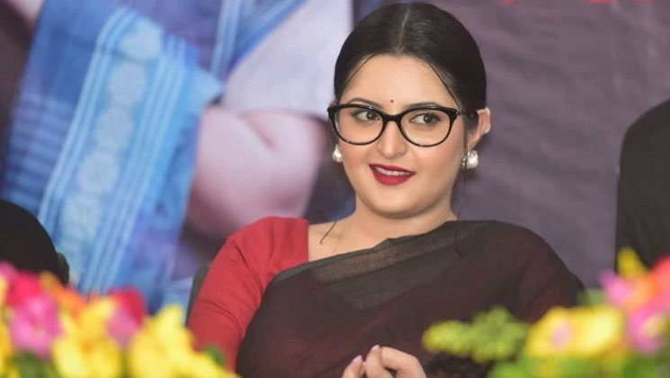 কত ভোট পেলেন পরীমনি?