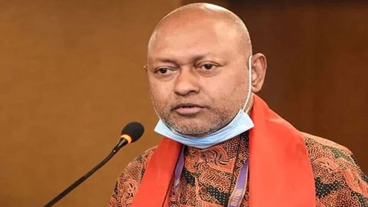 গতকাল ও আজকের মধ্যে একটা বড় অস্ত্রের চালান ভারতের উদ্দেশ্যে চট্টগ্রাম বন্দরে খালাস হয়েছে