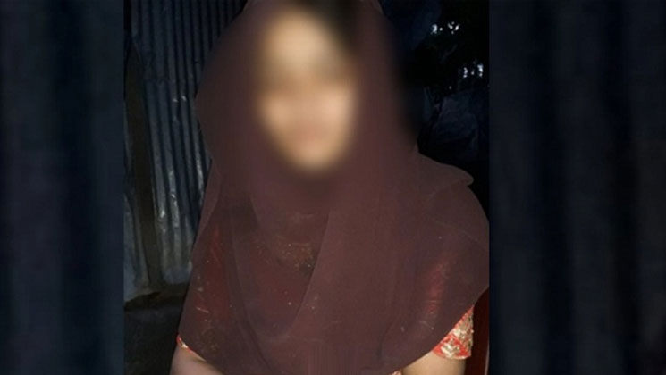 প্রবাসীর স্ত্রীকে প্রলোভনে ফেলে দিনের পর দিন সর্বনাশ!
