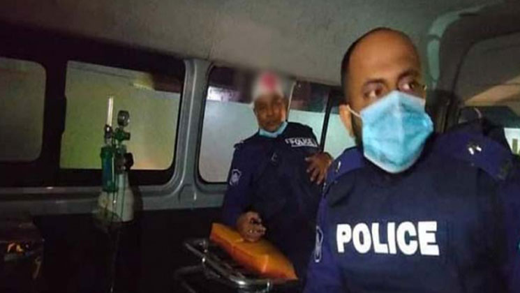 নরসিংদীতে ডাকাতের হামলায় ওসি আহত