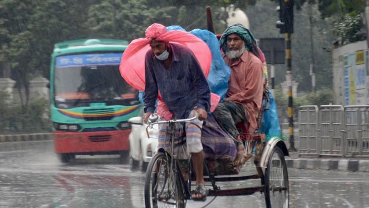 বৃষ্টি থাকতে পারে আরও তিনদিন