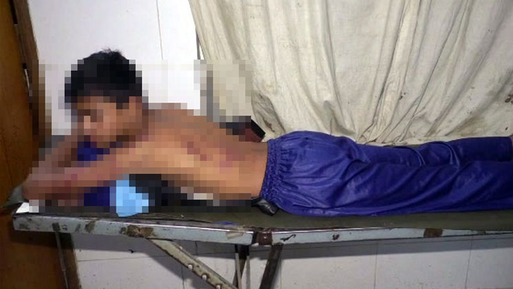 হুজুর আপনার পায়ে ধরি, আর মাইরেন না