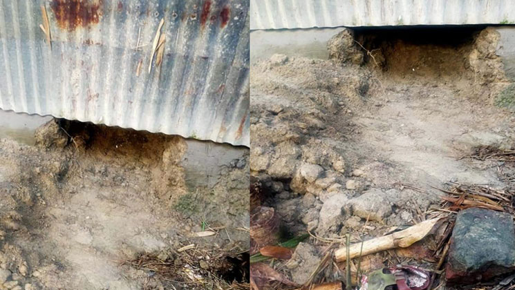সিঁধেল চুরের আতঙ্কে গ্রামবাসী, বাদ যায়নি মসজিদও