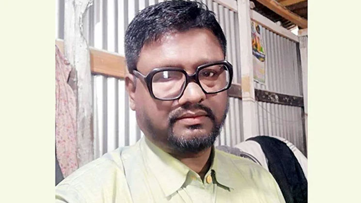 কোটালীপাড়ায় স্কুলছাত্রীকে ধর্ষণের চেষ্টা, শিক্ষককে জুতাপেটা
