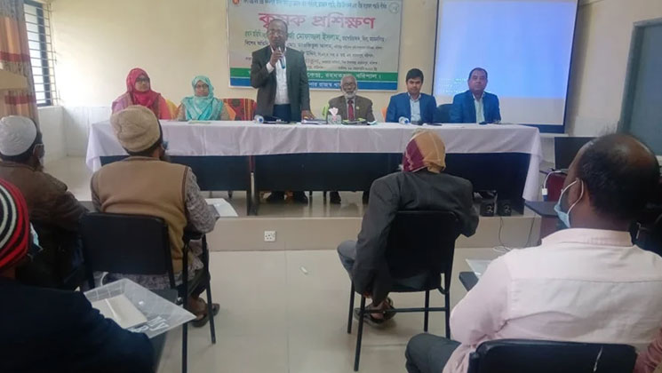 বরিশালে বিনা উদ্ভাবিত মুগ ডালের আবাদ বিষয়ক প্রশিক্ষণ
