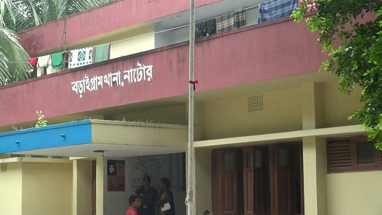 হেঁটে অপারেশন থিয়েটারে গেলেন নাটোরের সোনিয়া, ফিরলেন লাশ হয়ে