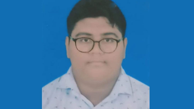 মায়ের লাশ বাড়িতে রেখে পরীক্ষা দেওয়া সেই মোস্তাফিজ পেল জিপিএ ৫