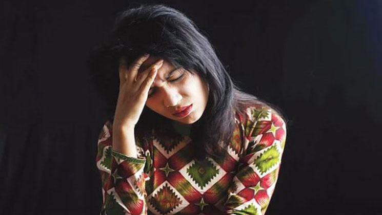 হঠাৎ মাথা ঘুরানো শুরু হলে কী করবেন