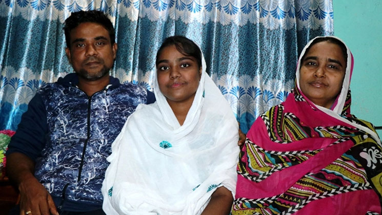 মৃত্যুকে আমি কাছ থেকে দেখেছি : শারমিন 