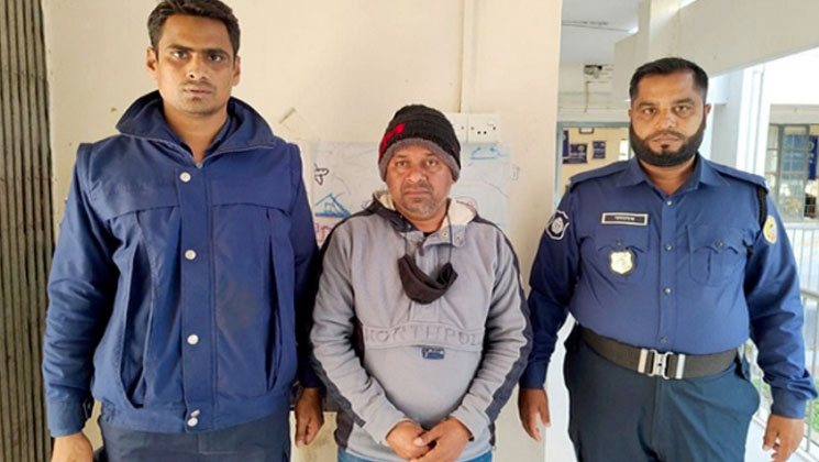 টাকার জন্য শিক্ষক স্ত্রীর ওপর নির্দয় হতেন শিক্ষক স্বামী