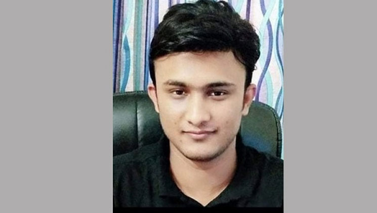 ফেসবুকে মর্মস্পর্শী স্ট্যাটাস দিয়ে আত্মহত্যা করলেন রাবি শিক্ষার্থী