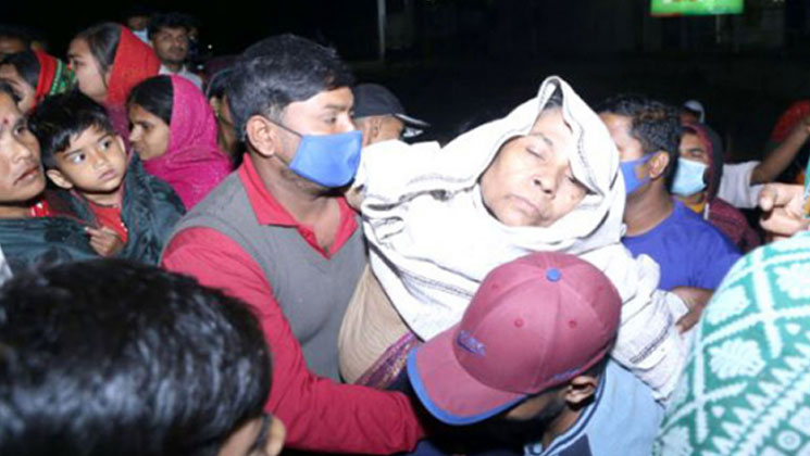 ছেলে রক্তিমের লাশ দেখেই জ্ঞান হারালেন মা