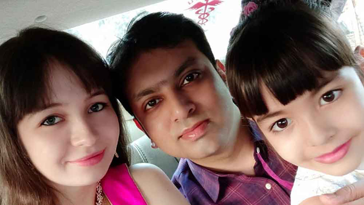 সমান উদ্বেগে ইরিনার স্বামী ও কন্যা
