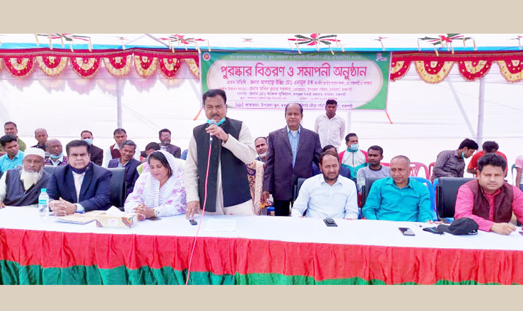 বাগমারায় শীতকালীন ক্রীড়া প্রতিযোগিতার পুরস্কার বিতরণ