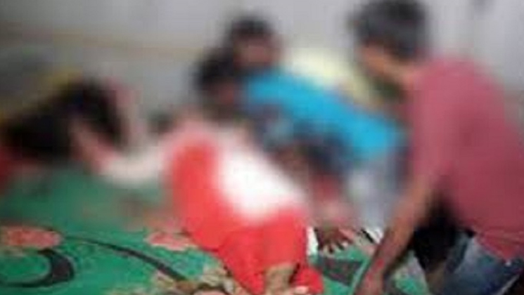 স্ত্রীকে হত্যা করাতে চুক্তি, টাকার বদলে ধর্ষণের ‘সুযোগ’ দেয় স্বামী