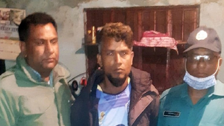 মেয়েকে যৌন নির্যাতনের অভিযোগে বাবা গ্রেফতার