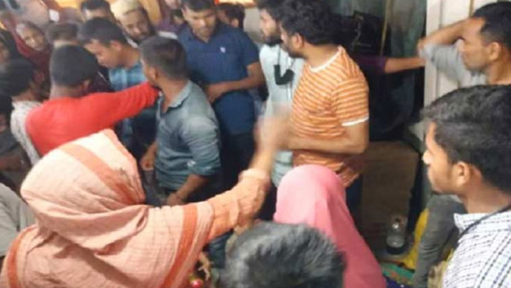 সন্তান রেখে চলন্ত লঞ্চ থেকে নারীর নদীতে ঝাঁপ