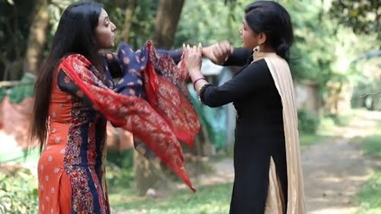 ফেসবুকে মন্তব্যের অমিল, মারামারি করে হাসপাতালে ২ বান্ধবী