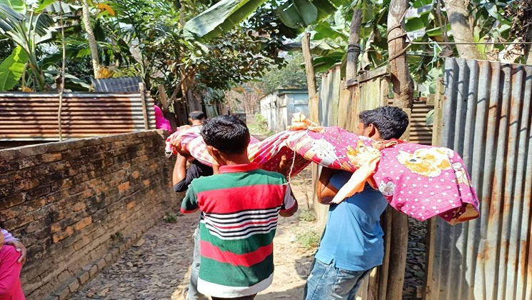 আশুলিয়ায় গৃহবধূর গলায় ওড়না পেচানো রহস্য জনক মৃত্যু