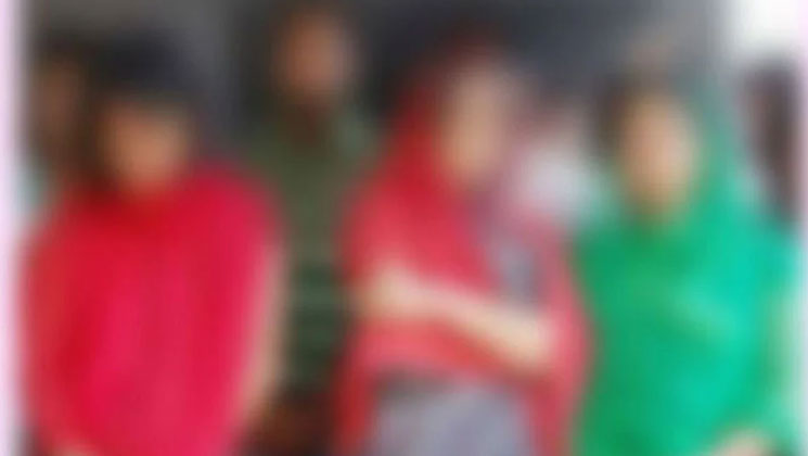 বাসা ভাড়া নিয়ে দীর্ঘদিন ধরে ‌অসামাজিক কাজ, ৫ তরুণ-তরুণী আটক