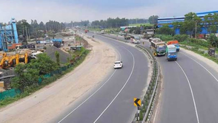 সিরাজগঞ্জে মহাসড়কে যান চলাচল স্বাভাবিক